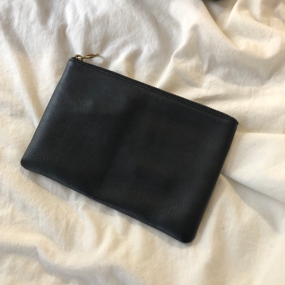 NWT Madewell The Leather Pouch Clutch True Black